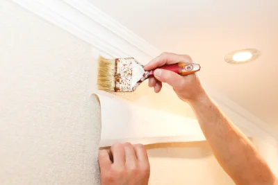 Pose de papier peint à Bussus-Bussuel — revêtements muraux et toiles de verre